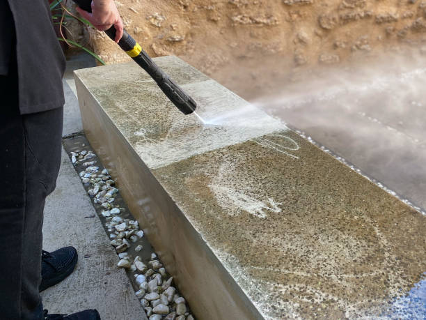 Best Pressure Washing Siding  in Edmonton, KY